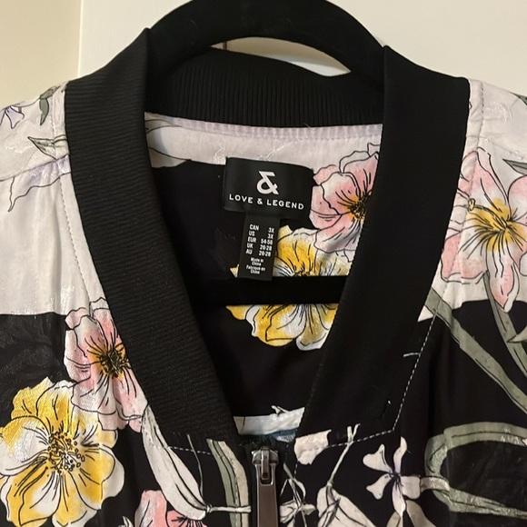 Love & Legend striped floral bomber jacket with zip, 3X - Picture 2 of 4